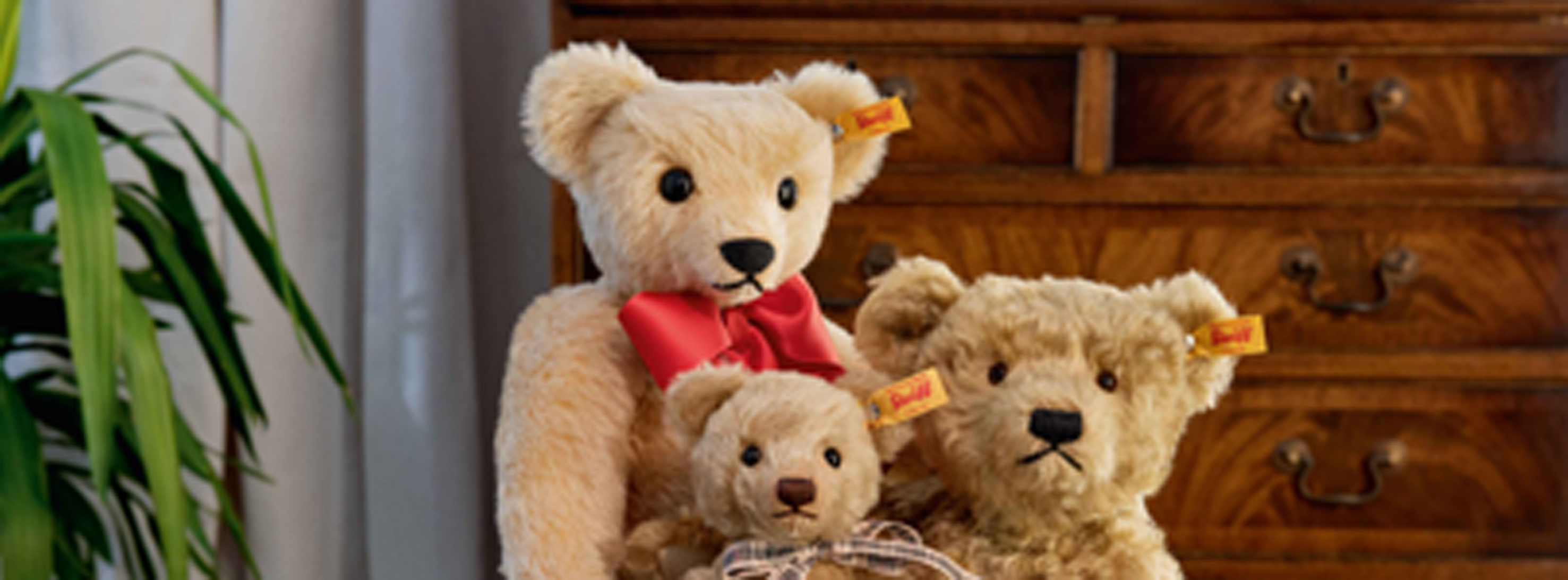 Steiff teddy bears