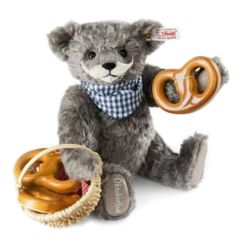 Steiff EAN 673702 the pretzel seller